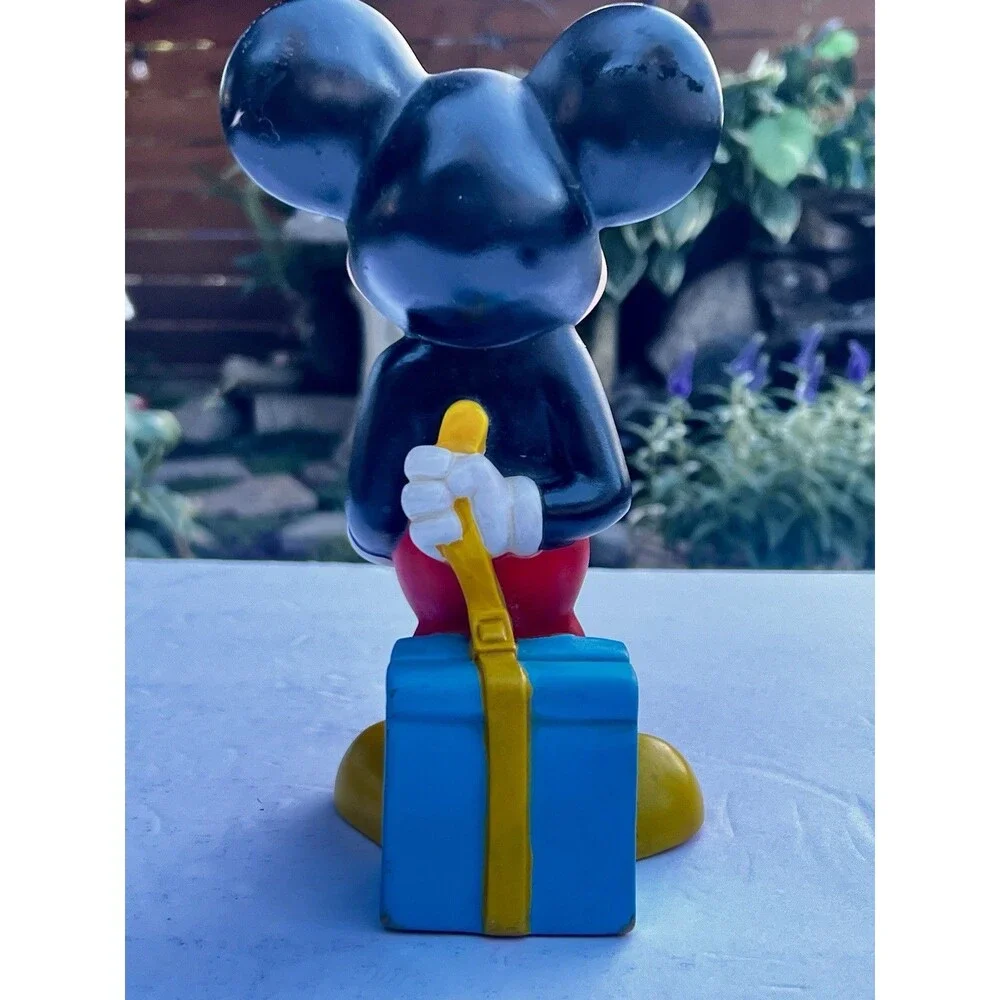 Disney title vintage